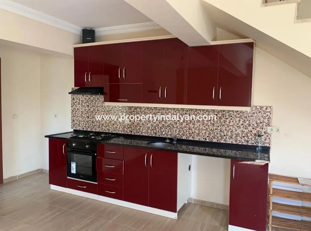 Freistehende Villa Zum Verkauf In Mu'la Ortacada