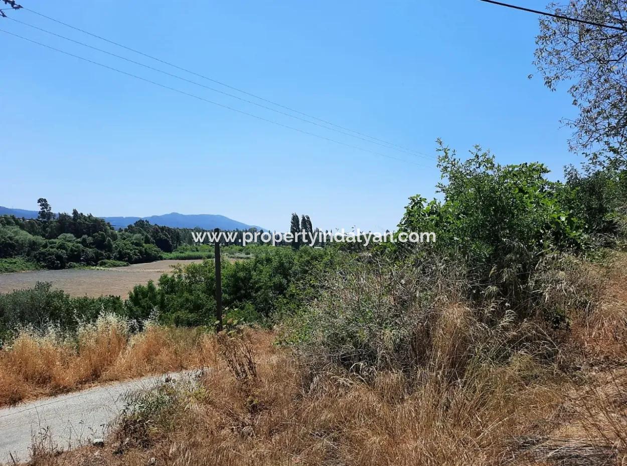 725 M2 Zoning Land Und Dorfhaus Zu Verkaufen In Mugla Ula Ataköy