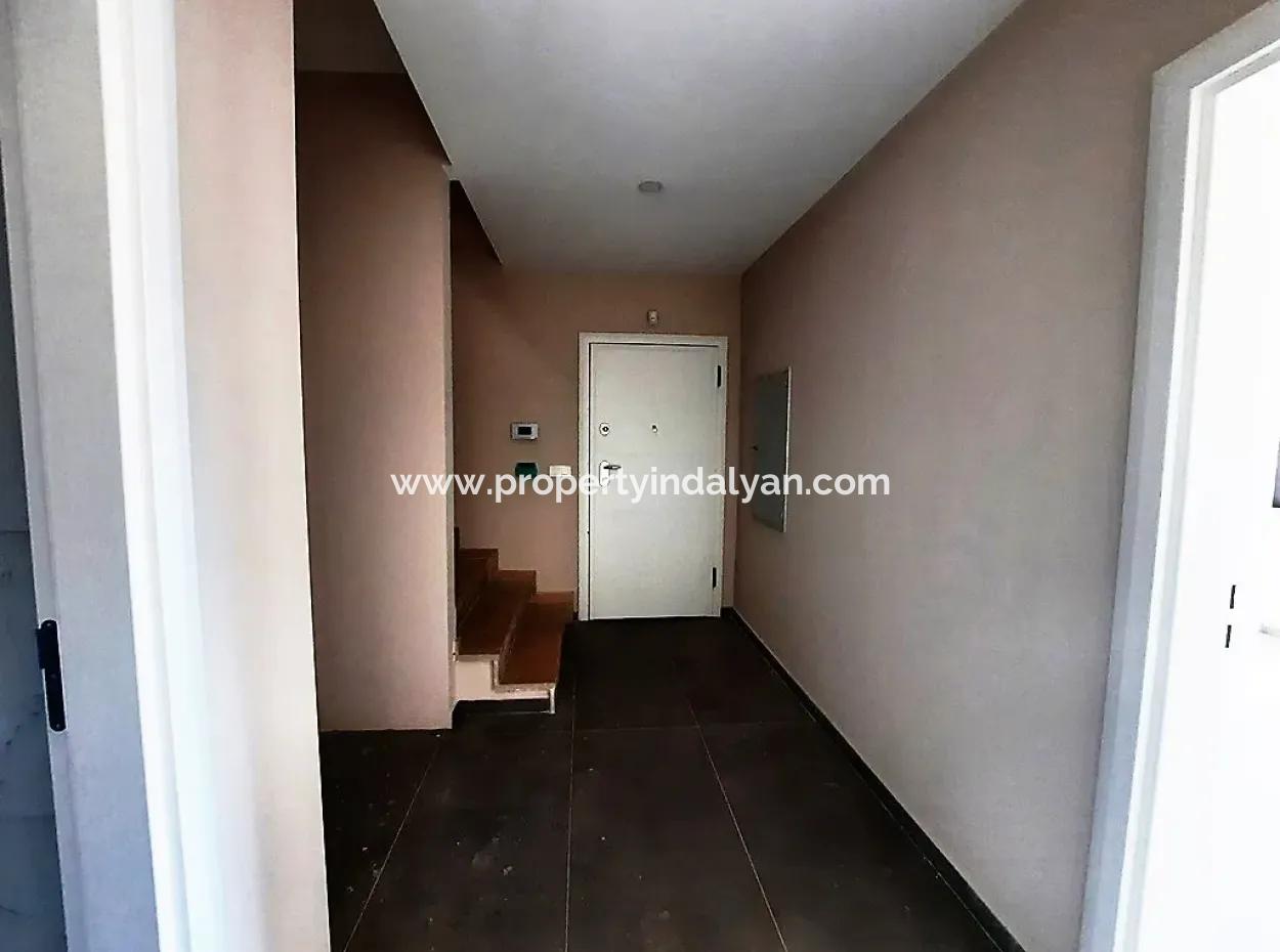 3+ 1 Null Duplexe Mit Gemeinsamem Schwimmbad Zum Verkauf In Marmaris Zentrum