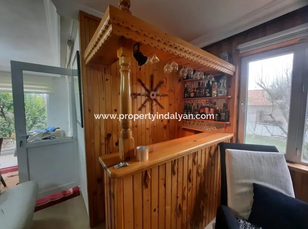 Villa Mit 200 M2 Seeblick Auf 1700 M2 Grundstück In Köyceğiz Zeytinalan Steht Zum Verkauf