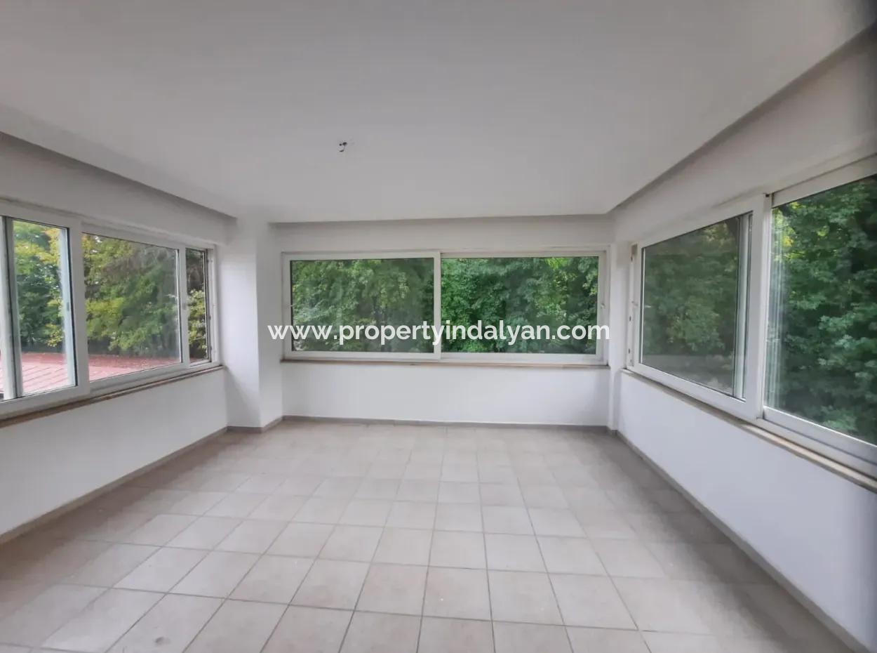 Mugla Dalyan 2 +1 Heizung Geräumige Wohnung Zu Vermieten