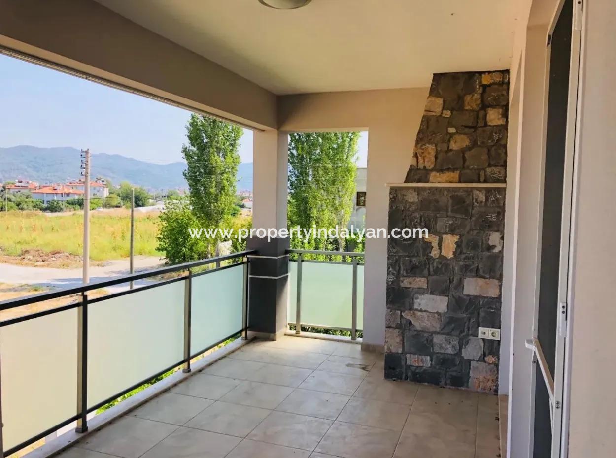 Luxus-Wohnung Zum Verkauf In Oriya