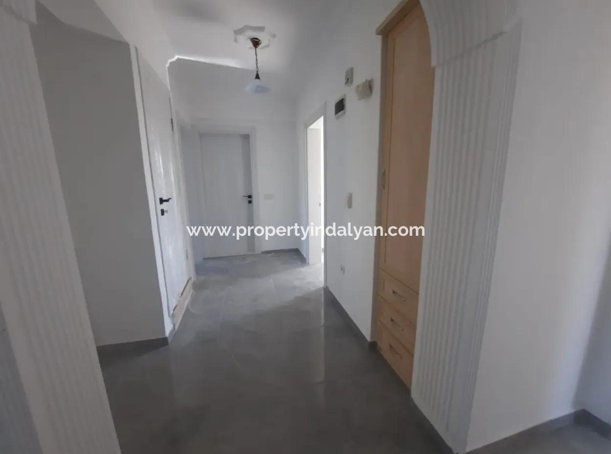 Köyceğizde In Der Nähe Des Sees Mit Schwimmbad 7 1 Freistehendes Triplex Zum Verkauf