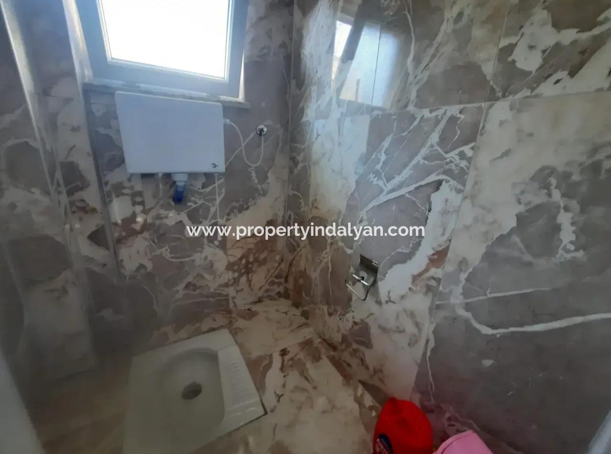 2-Stöckiges Gartenhaus Zum Verkauf Auf Einem 1 000 M2 Großen Grundstück In Ortaca Kemaliye, Mugla