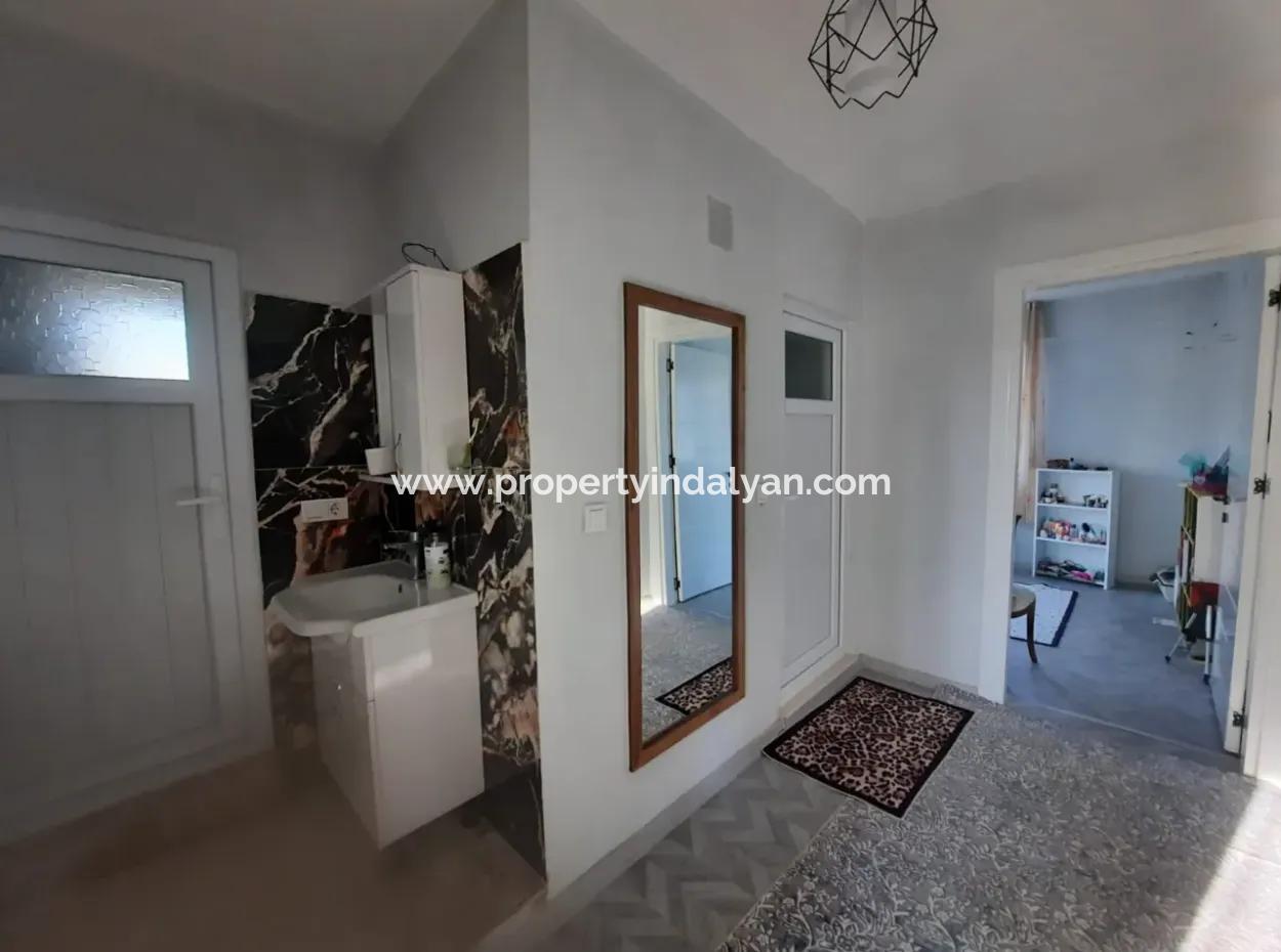 2-Stöckiges Gartenhaus Zum Verkauf Auf Einem 1 000 M2 Großen Grundstück In Ortaca Kemaliye, Mugla