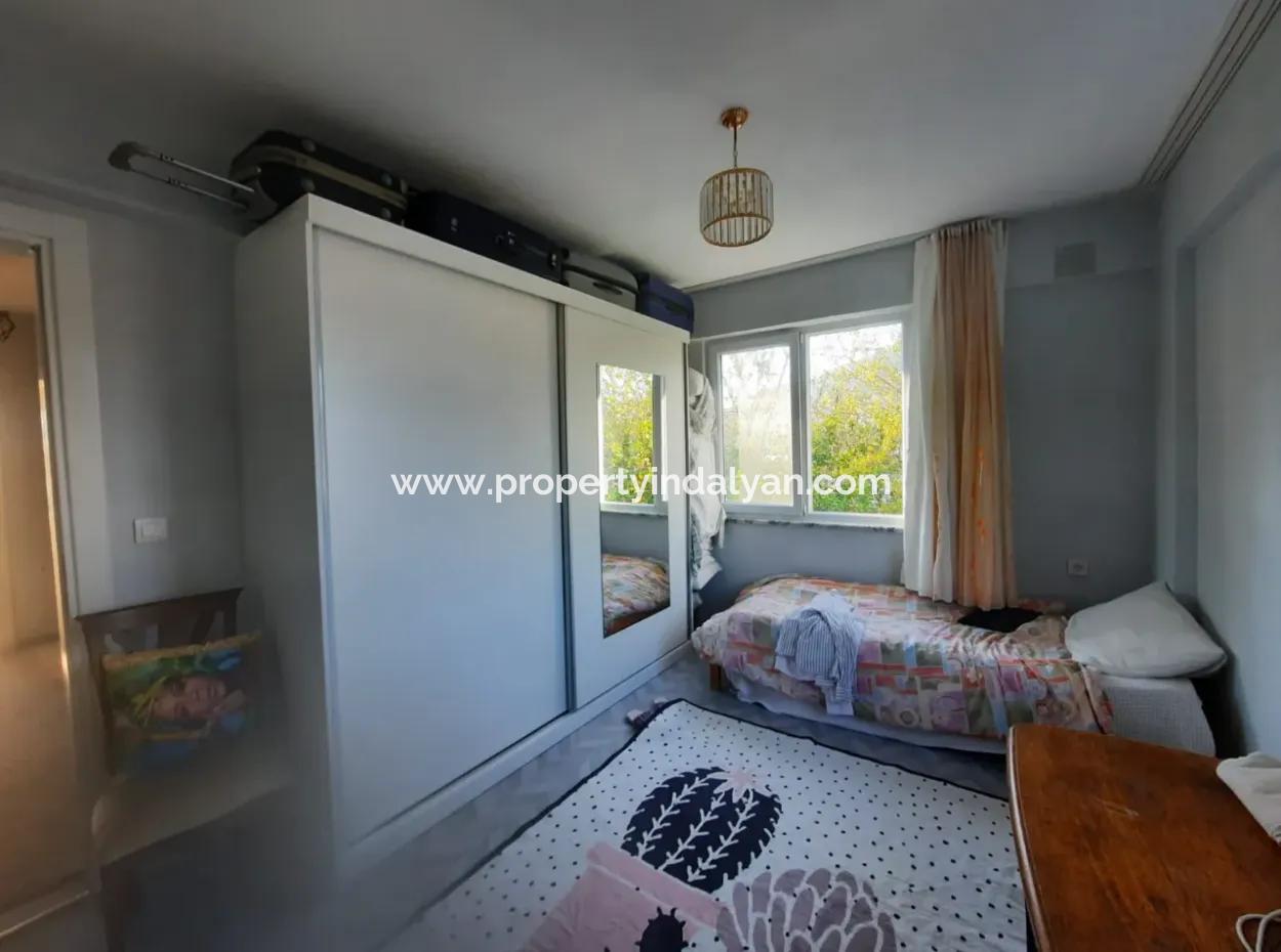 2-Stöckiges Gartenhaus Zum Verkauf Auf Einem 1 000 M2 Großen Grundstück In Ortaca Kemaliye, Mugla