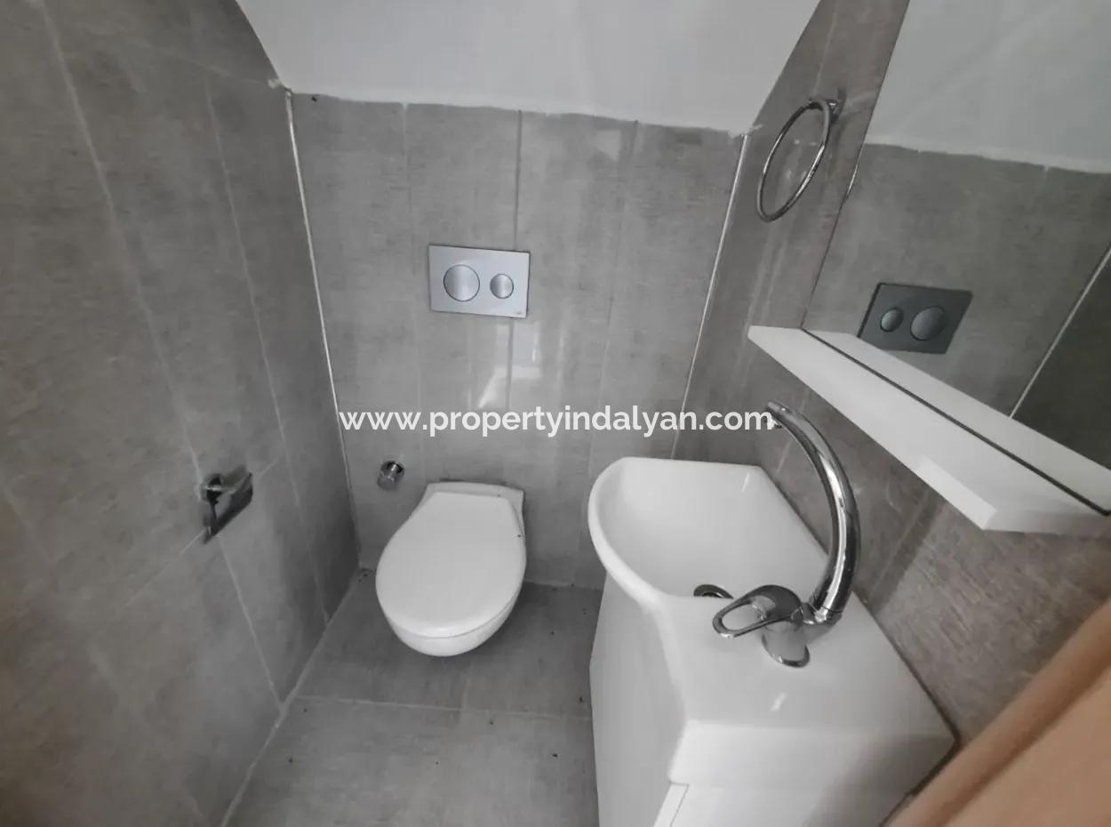 1 570 M2 Grundstück In Köyceğiz Çandır, Muğla, Schwimmbad, Seeblick Triplex Zu Verkaufen