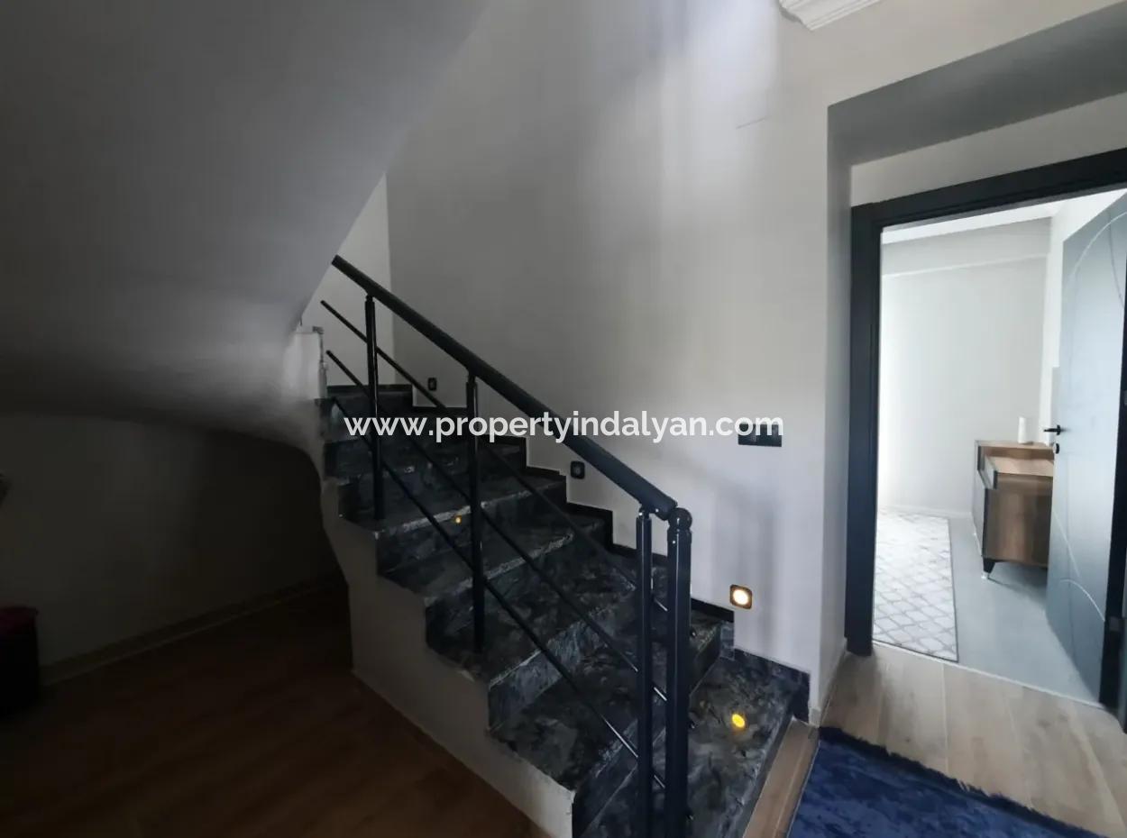 Zu Verkaufen Auf 290 M2 Grundstück In Ortaca Çaylı, Mit Swimmingpool, Möbliert, 4 1 Zero Duplex