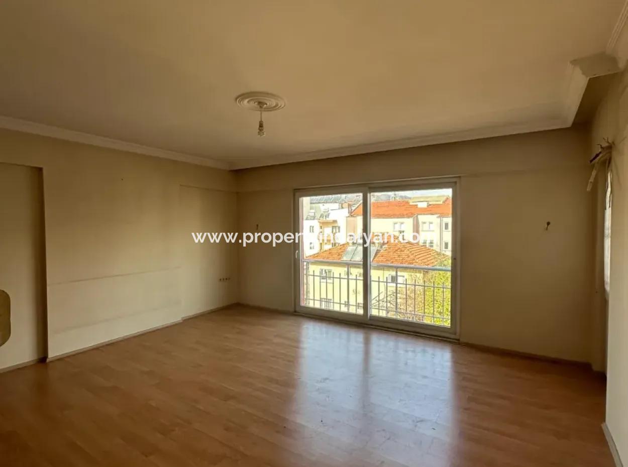 In Der Mitte 3 1 , 2. Etagenwohnung Zum Verkauf