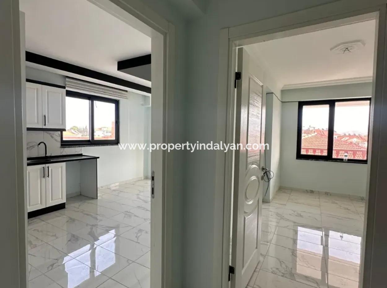 Ortaca Karaburunda 2 1 3. Stock Wohnung Zu Verkaufen