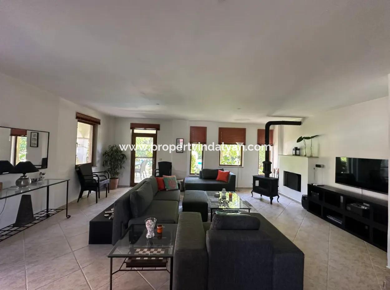 160 M2 3 1 Luxusvilla Zur Miete In Marmarli, Dalyan