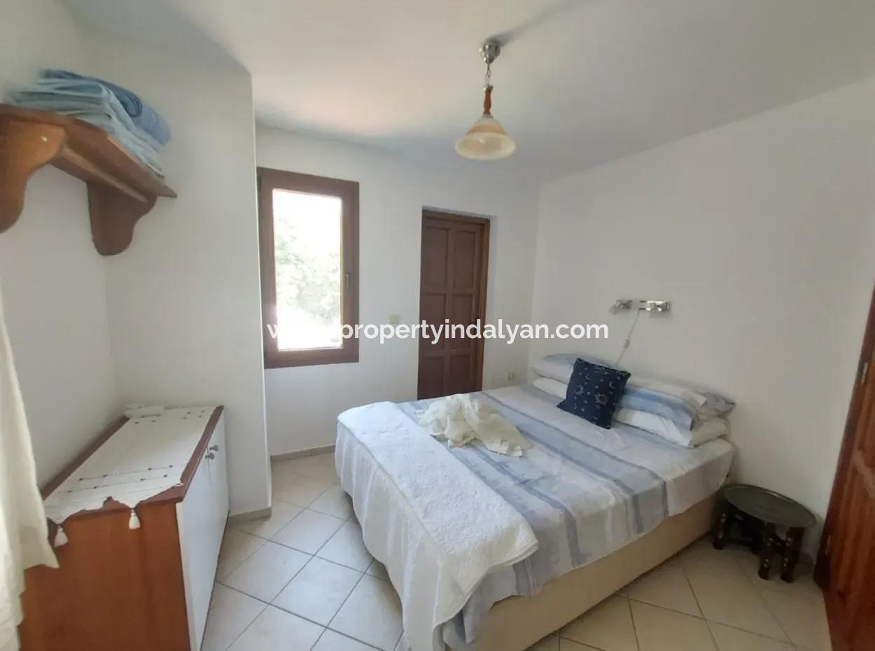 Unabhängige 2 1 Maisonette Zum Verkauf In Einem 4-Villen-Grundstück Mit Pool In Der Nähe Des Kanals In Muğla Dalyan