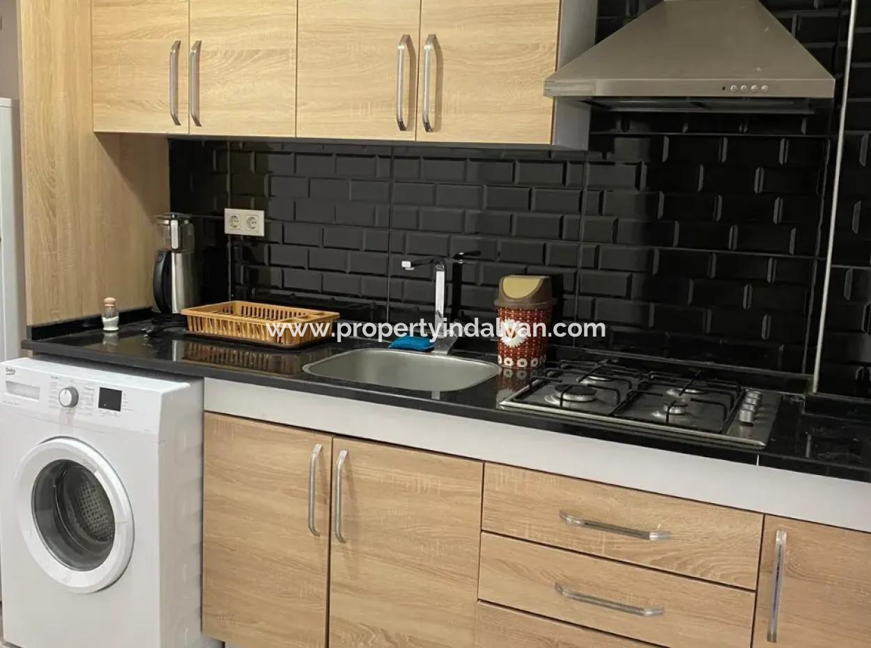 1 1 Voll Möblierte Wohnung Zu Vermieten Im Ortaca-Basar.