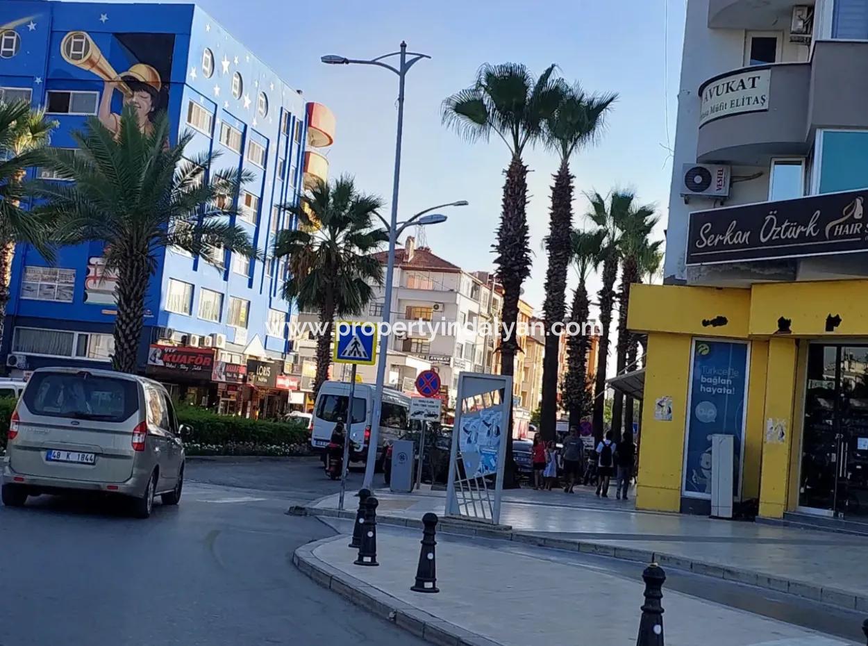 300 300 M2 Geschäft Mit Firmenmieter Im Zentrum Von Ortaca Wird Zum Verkauf Oder Tausch