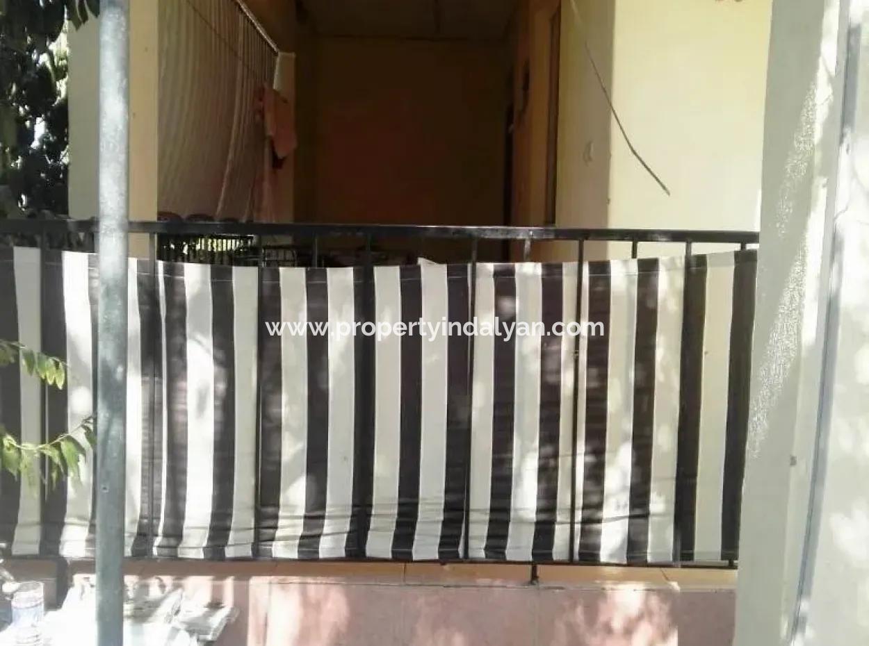 Er Absolvierte Seine Ausbildung An Koycegiz-See-Ansicht-Startseite Für Verkauf