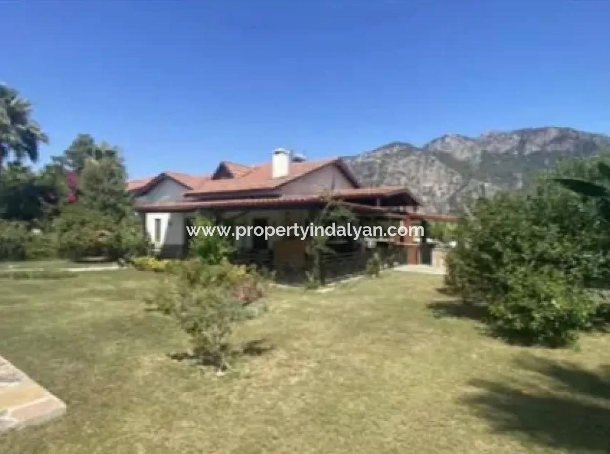 3 In 1 Villa Auf 1700 M2 Grundstück In Dalyan