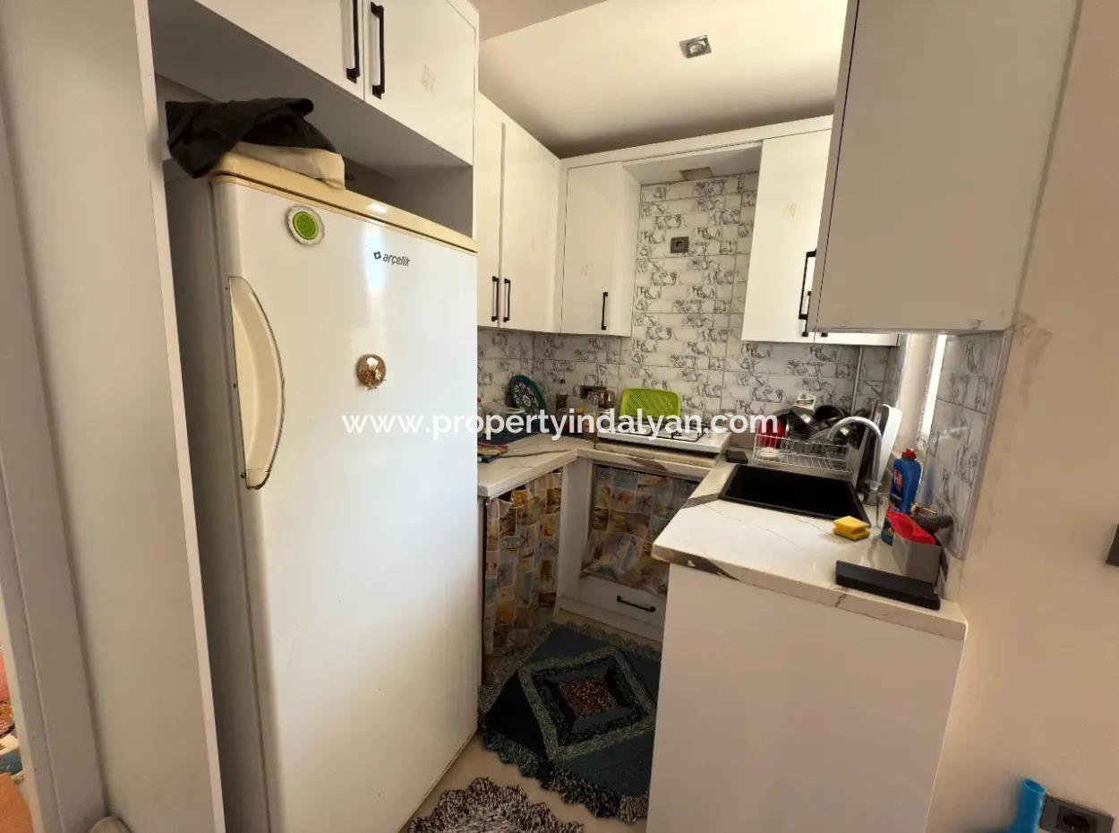 1 1 Wohnung Mit Pool Zu Verkaufen In Ortaca Cumhuriyet