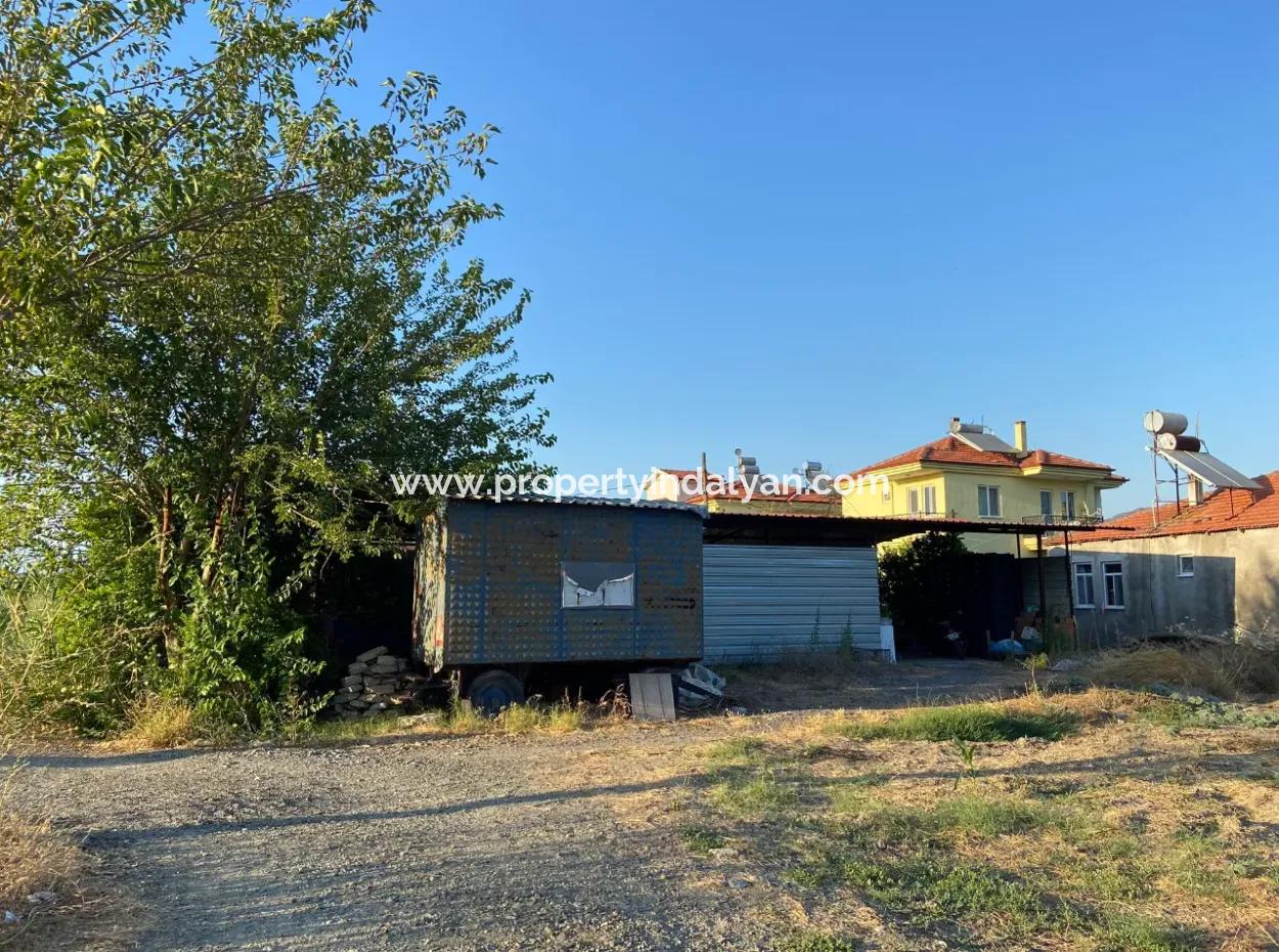 Einfamilienhaus Und Gewächshaus Zum Verkauf Auf Einem 5200 M2 Großen Feld In Ortaca Eskiköy