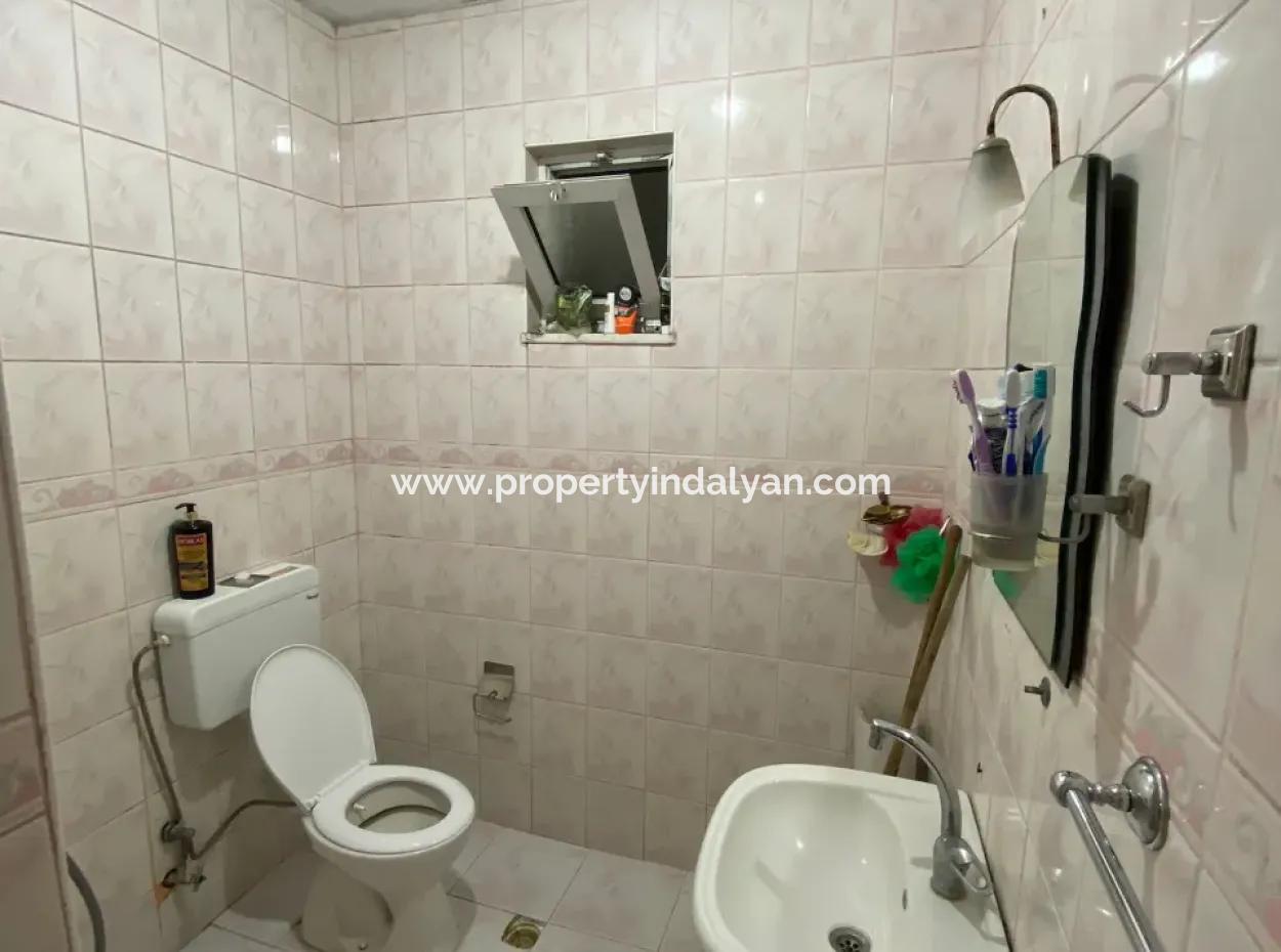 Einfamilienhaus Und Gewächshaus Zum Verkauf Auf Einem 5200 M2 Großen Feld In Ortaca Eskiköy