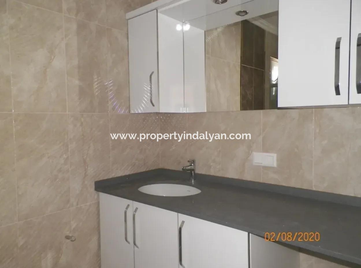 Luxus-Duplex Zum Verkauf In Köyceğiz Null