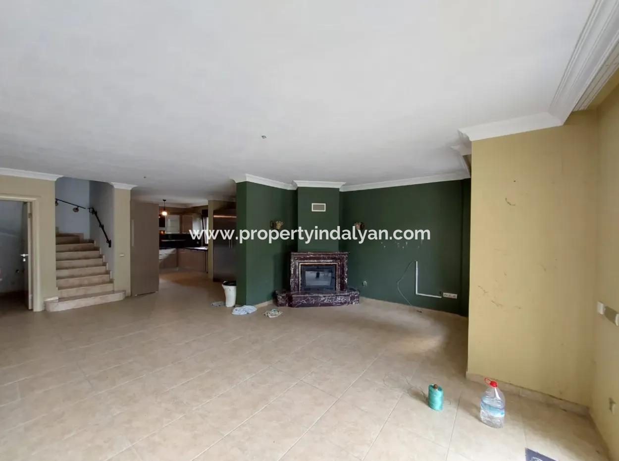 Häuser Auf 3.500 M² Land, Geeignet Für Touristische Investitionen In Muğla Dalyan Zum Verkauf