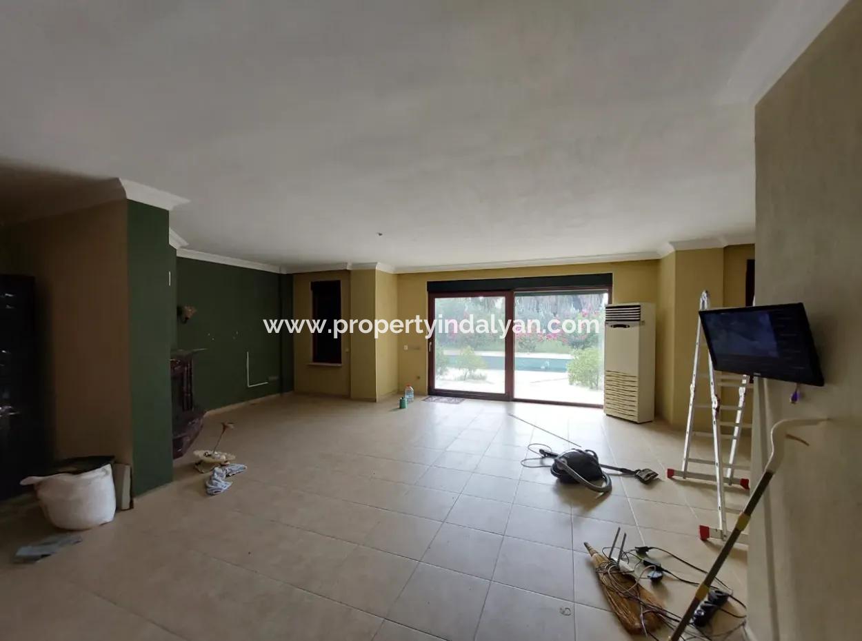 Häuser Auf 3.500 M² Land, Geeignet Für Touristische Investitionen In Muğla Dalyan Zum Verkauf