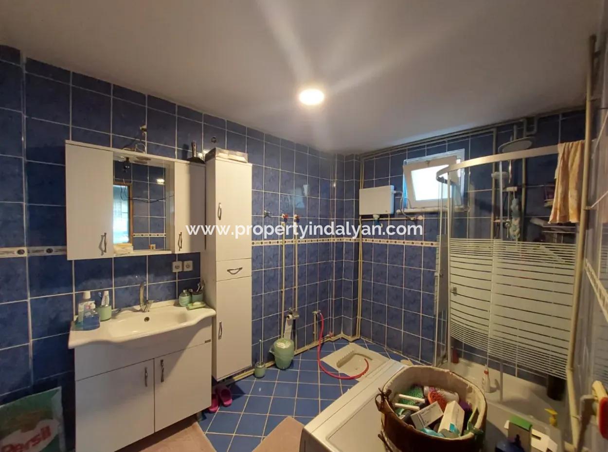 Ein Haus Mit 4 1 Und 3 1 Schwimmbädern Auf Einem 645 M² Großen Grundstück In Ortaca Kemaliye Steht Zum Verkauf Oder Zum Tausch.