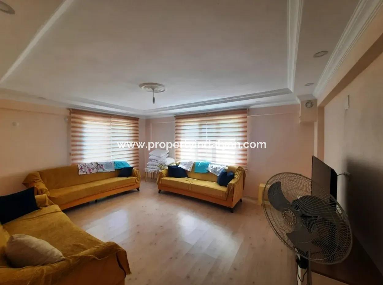 2-Geschossiges Freistehendes Haus Zum Verkauf In Oriya Dalakli