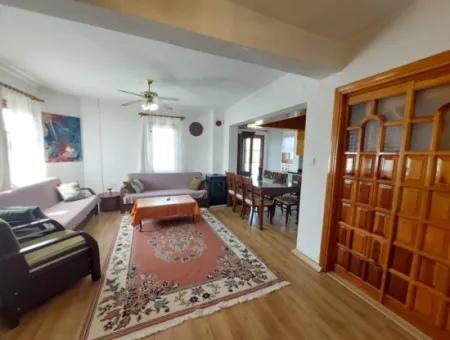 Auf Einem 1.000 M2 Großen Grundstück In Muğla Okçular, 200 M2, 4 1 Möblierte Maisonette Zu Vermieten