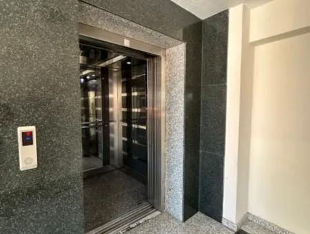 Zentrale Lage 2 1 Wohnung Zu Verkaufen