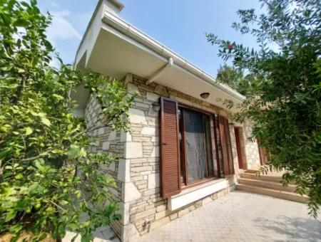 Häuser Auf 3.500 M² Land, Geeignet Für Touristische Investitionen In Muğla Dalyan Zum Verkauf