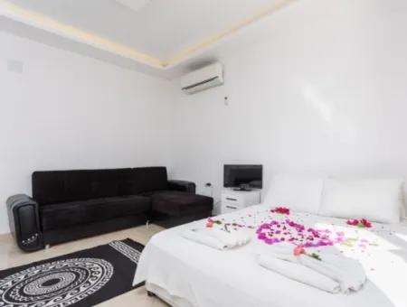 120 M2, 3 1 Möblierte Villa Mit Pool In Muğla Dalyan 6 Monatsmieten