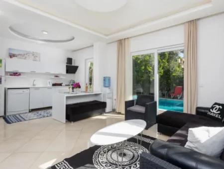 120 M2, 3 1 Möblierte Villa Mit Pool In Muğla Dalyan 6 Monatsmieten