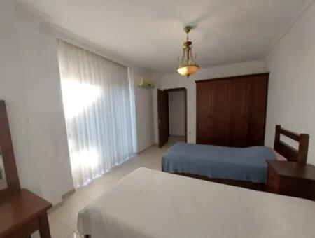 Möbliert 31, 2 Doppelhaushälfte, Von Denen Eines Auf Einem 700 M² Großen Grundstück Mit Schwimmbad In Muğla Dalyan Gemietet Ist