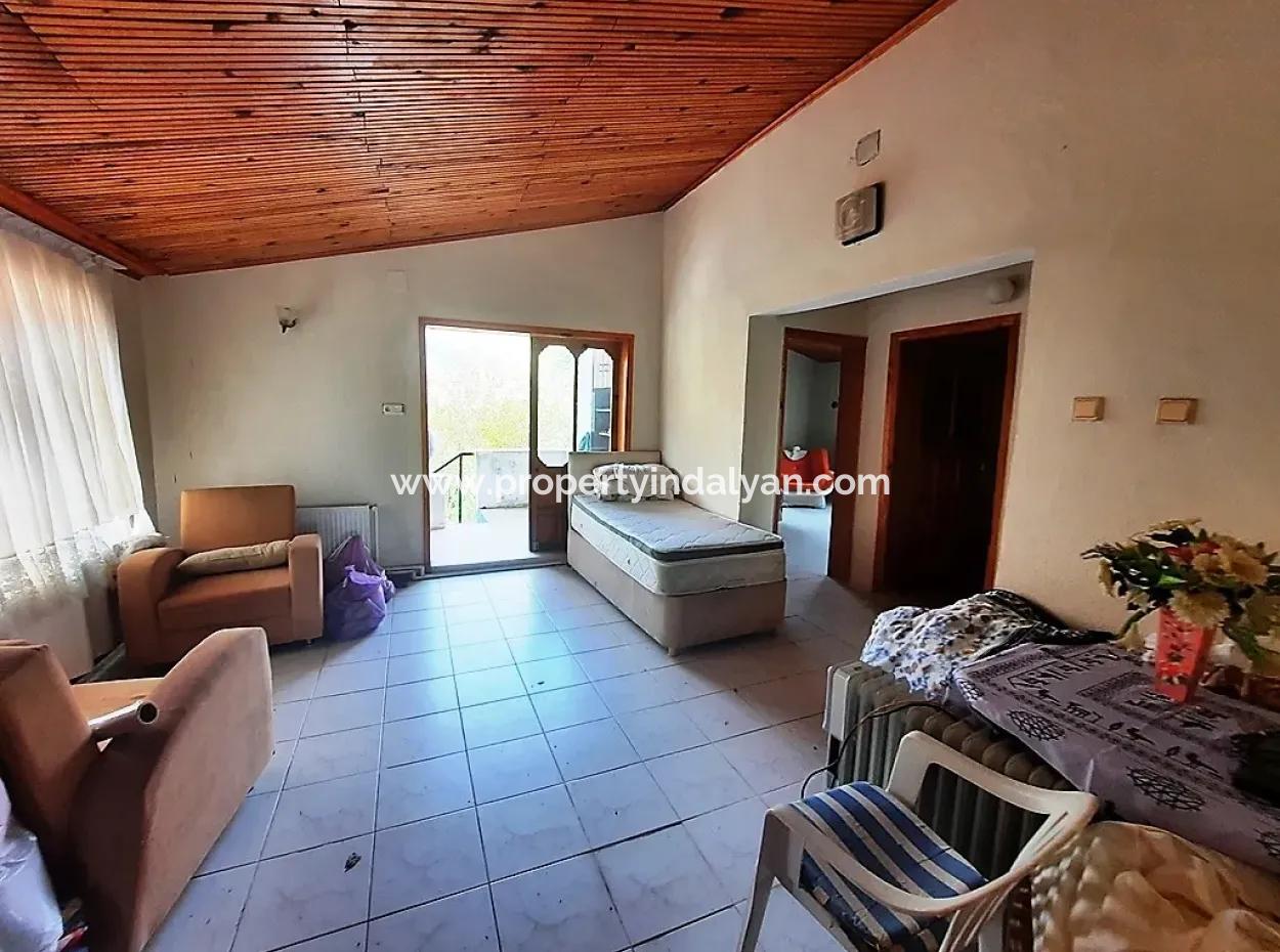 2-Storey House And Old Village House For Sale On 1532 M2 Plot In Köyceğiz Topar