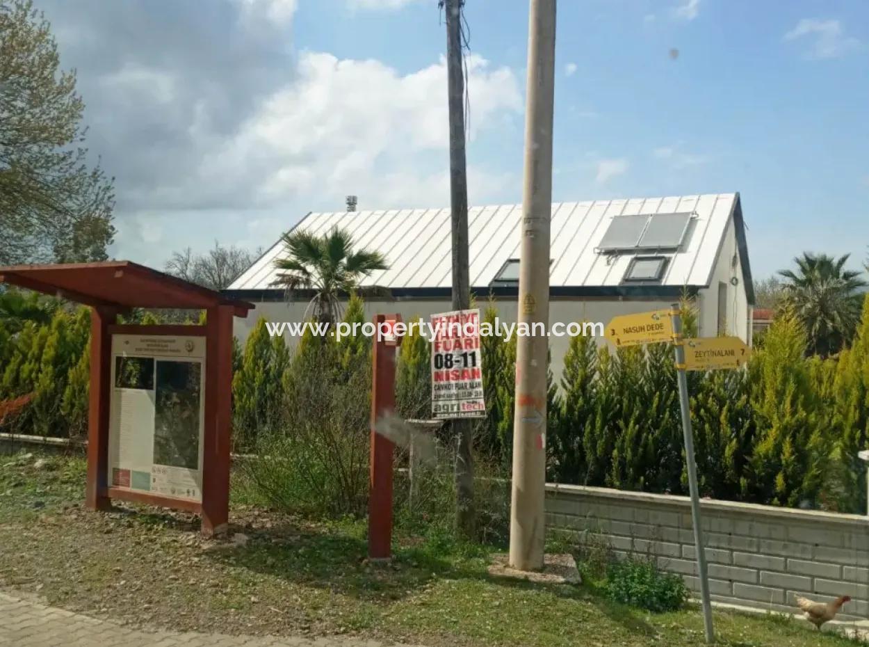 Mugla Köyceğiz In The Village Of Köyceğiz 1026 M2 Detached Land For Sale