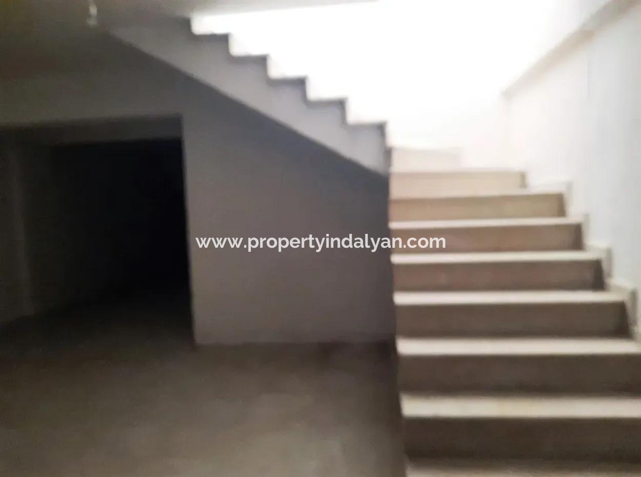 Mugla Ortaca Street 900 M2 Shop For Rent