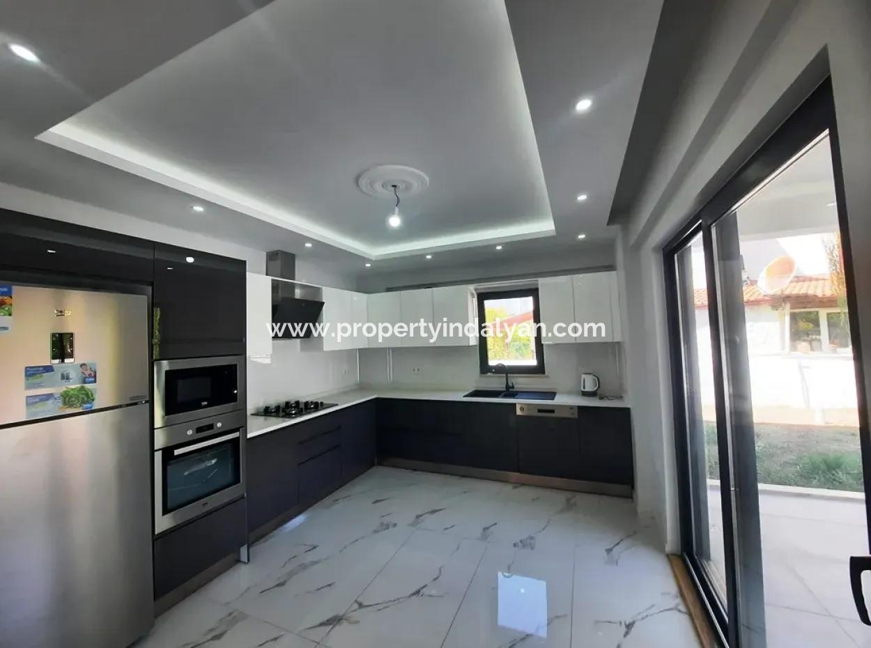 Mugla Dalyan 520 M2 Land 230 M2 5+ 1 Ultra Luxury Villa For Sale