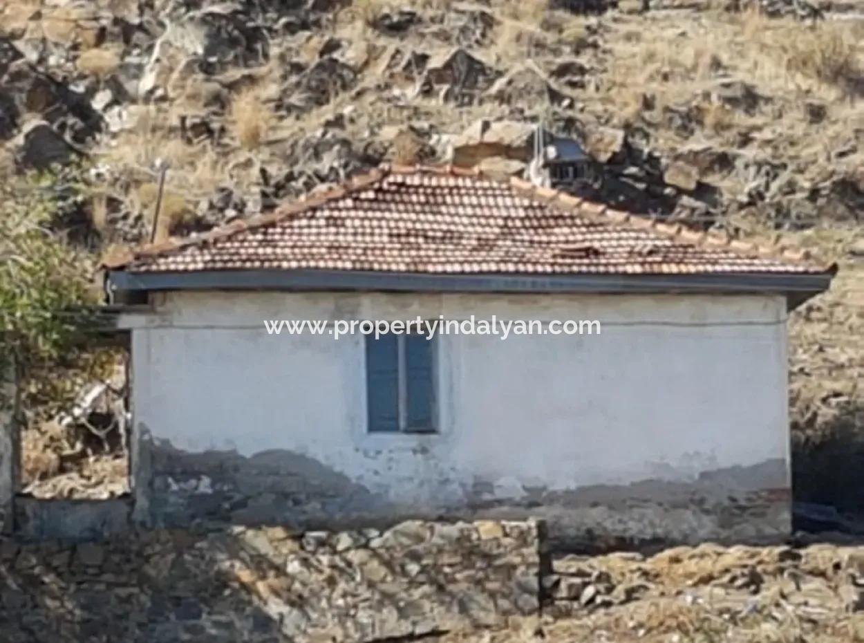 Eksiliyurt Oriya Village House For Sale