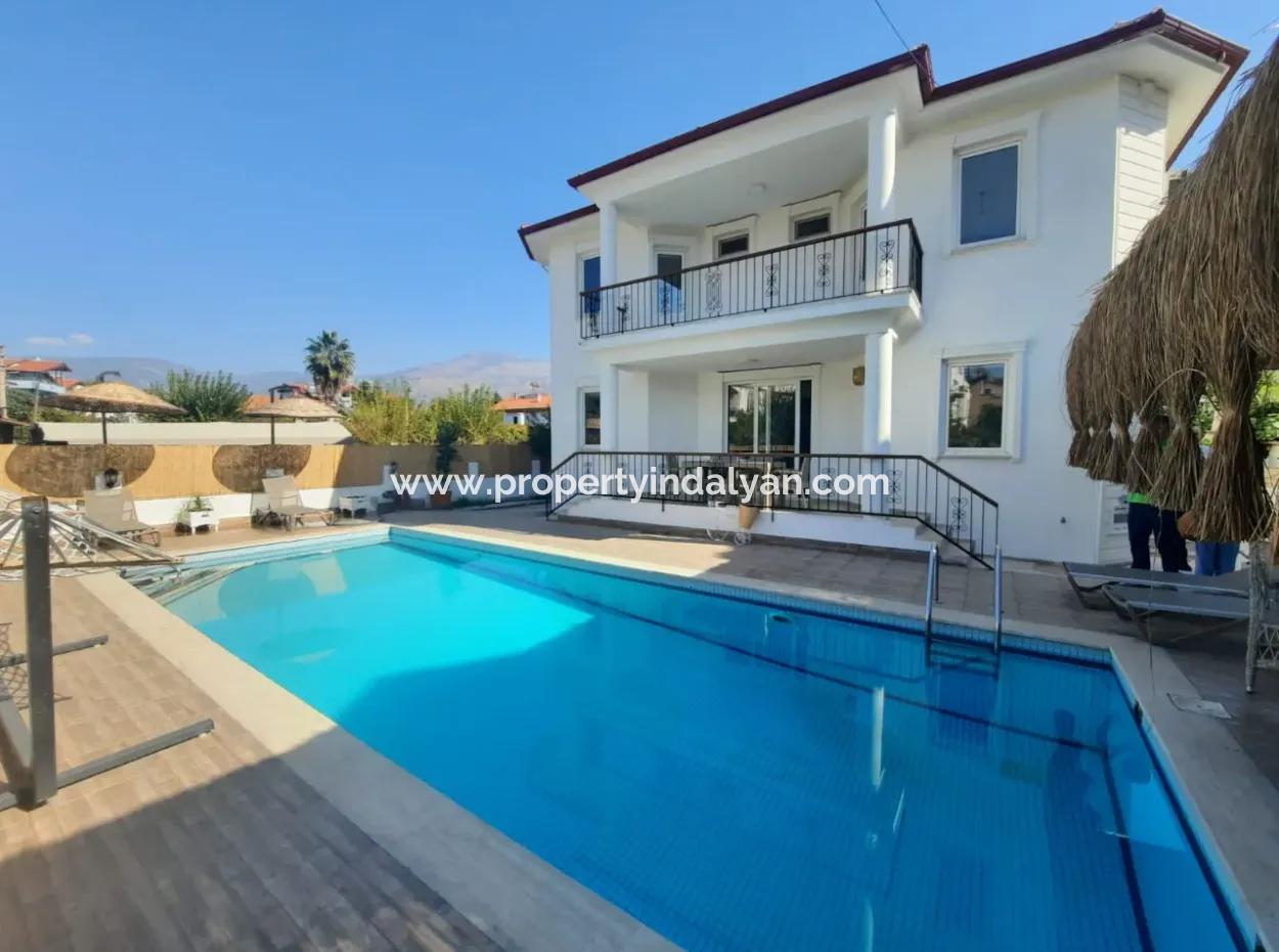 Köyceğizde Near The Lake With Swimming Pool 7 1 Detached Triplex For Sale