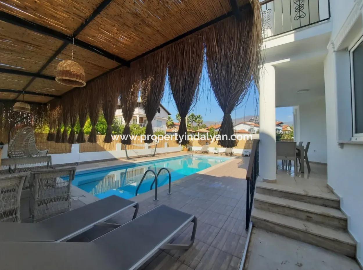 Köyceğizde Close To The Lake Swimming Pool, Furnished, 7 1 Detached Triplex For Rent Until May