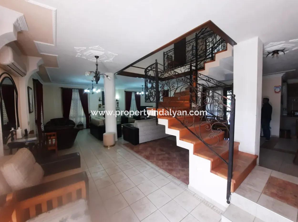 Muğla Ortaca Dalyan Da 280 M2 4 1 Jacuzzi Triplex For Sale