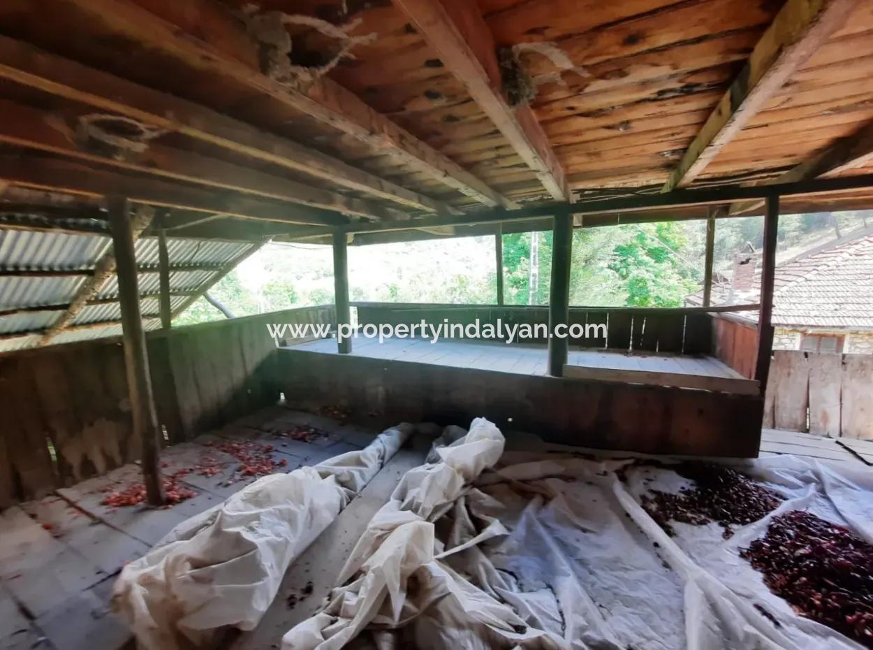 Beyağaç Sazak Ta 3 250 M2 Land Village House And Barn For Sale