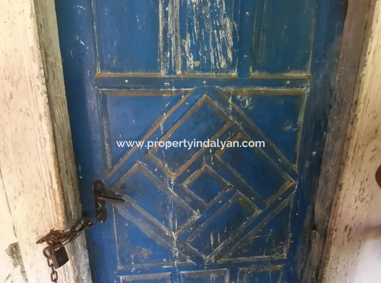 Beyağaç Sazak Ta 3 250 M2 Land Village House And Barn For Sale