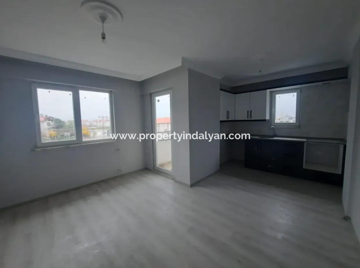 Muğla Ortaca Cumhuriyet De Zero 2 1 Apartment For Rent