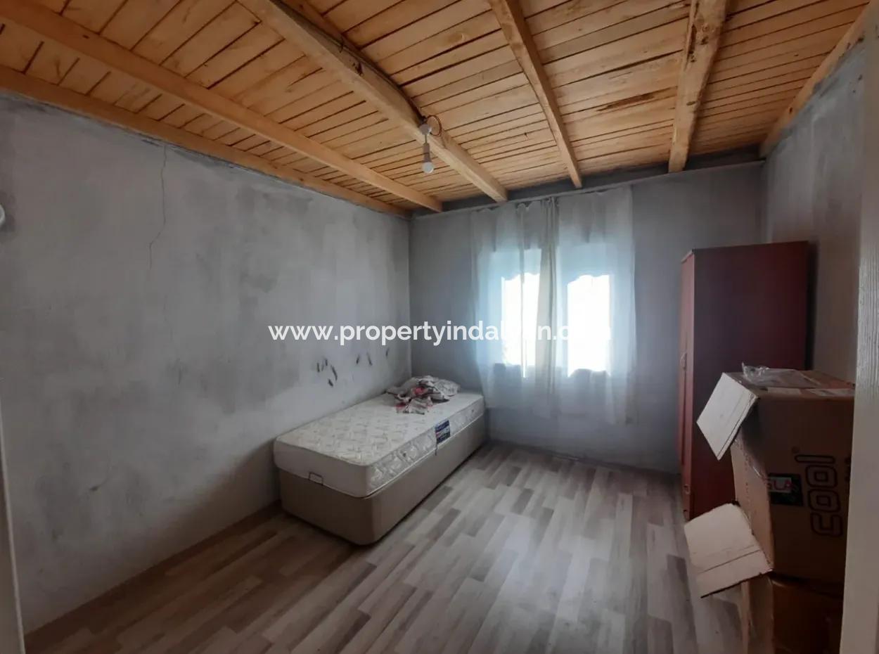 5 000 M2 Land In Çameli Kızılyaka 2 In 1 Detached House, And Barn For Rent