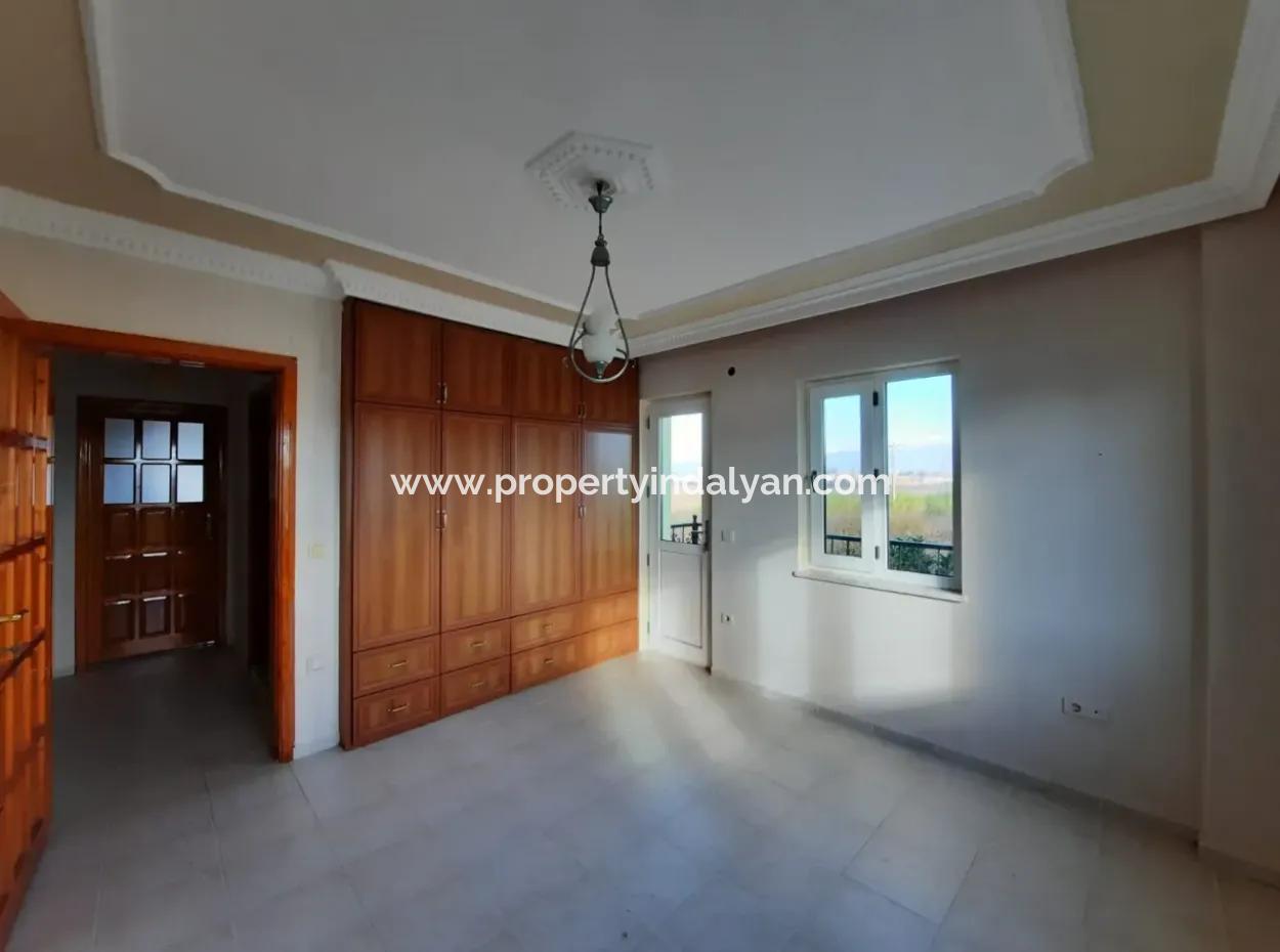 130M2, 3 In 1 Unfurnished Apartment For Rent In Muğla Ortaca Eskiköy