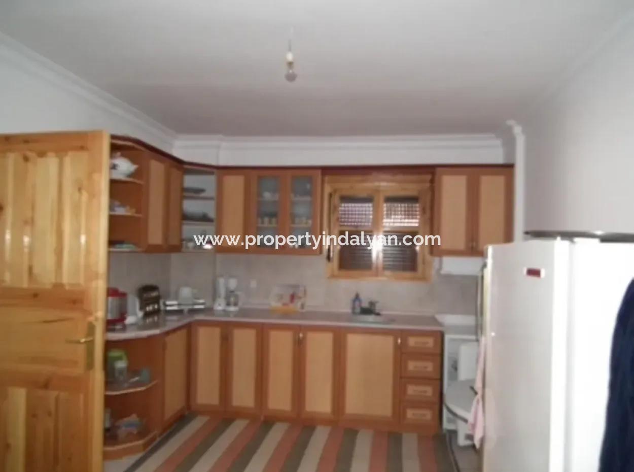 Detached Villa For Sale With Swimming Pool Are Also Archers