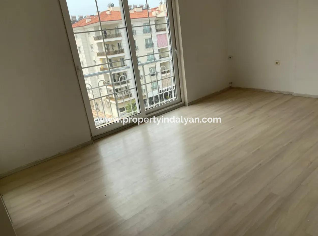 Mugla Ortaca Cumhuriyet Mah. 3 1 Closed Kitchen Apartment For Rent