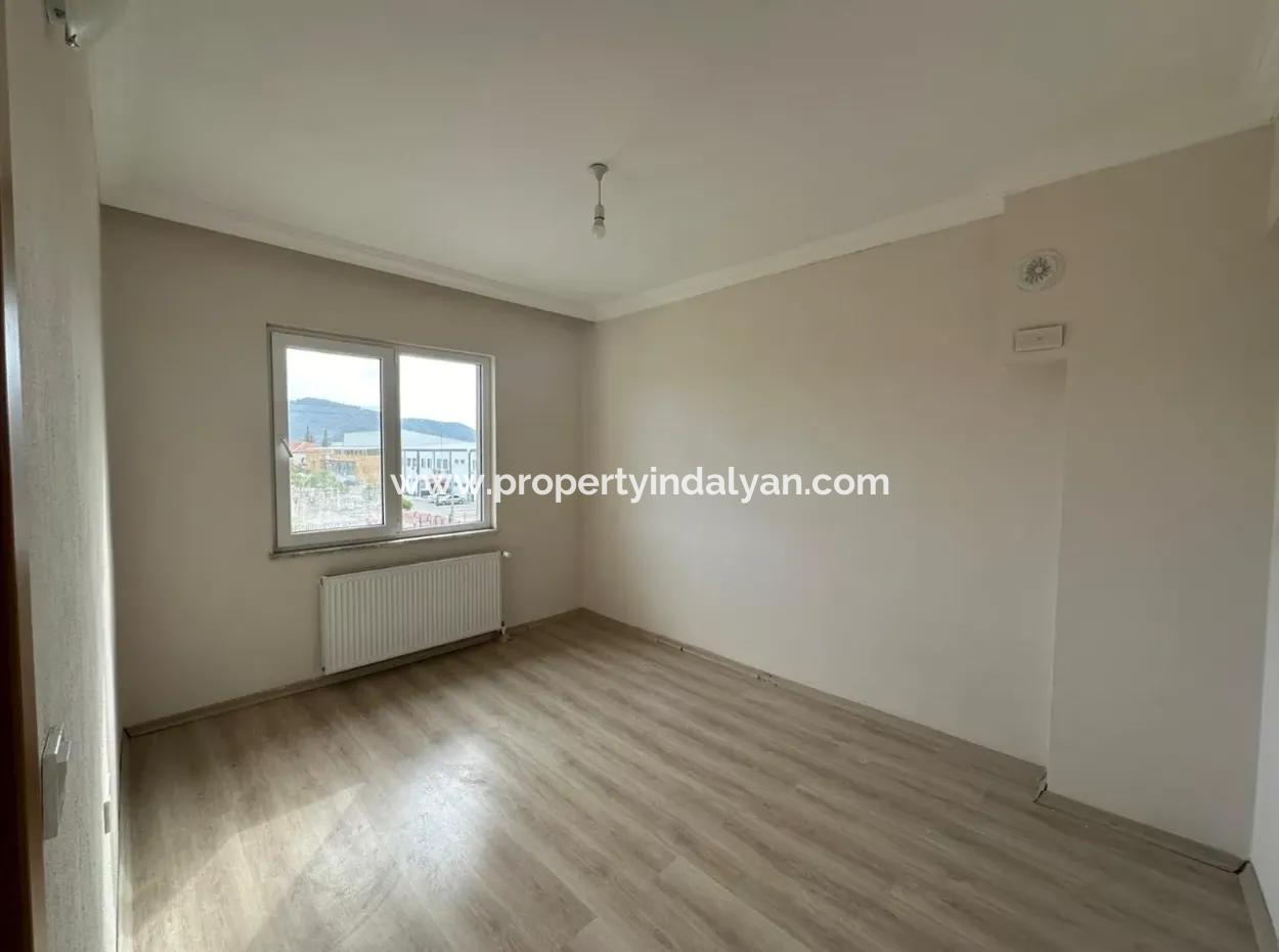 Ortaca Cumhuriyet Mah. 2 1 110 M2 Apartment For Sale